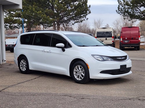 2020 Chrysler Voyager LXI