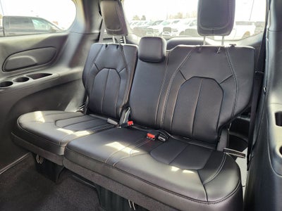 2026 Chrysler Pacifica PACIFICA SELECT AWD