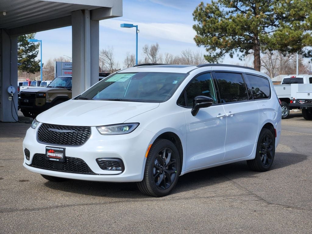 2026 Chrysler Pacifica PACIFICA LIMITED AWD