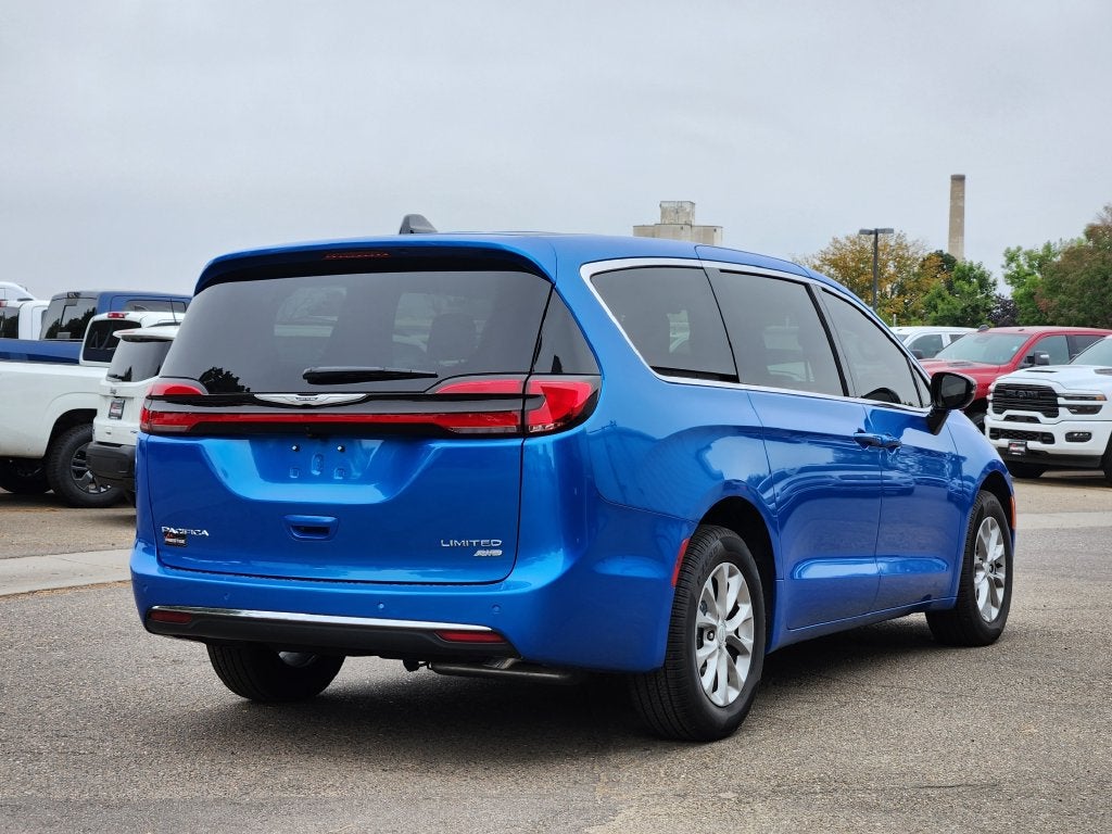 2026 Chrysler Pacifica Limited