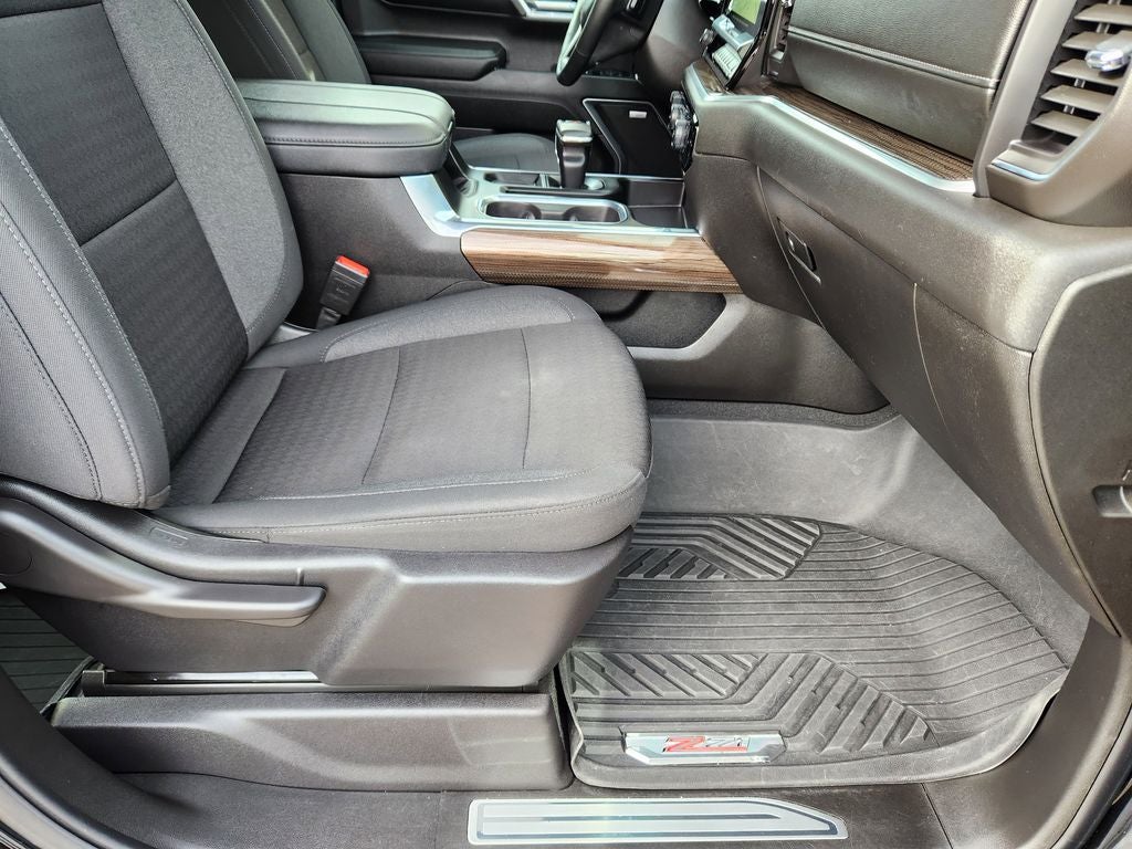 2024 Chevrolet Silverado 1500 4WD Crew Cab Short Bed RST