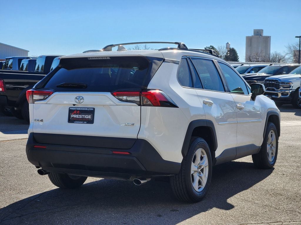 2020 Toyota RAV4 XLE