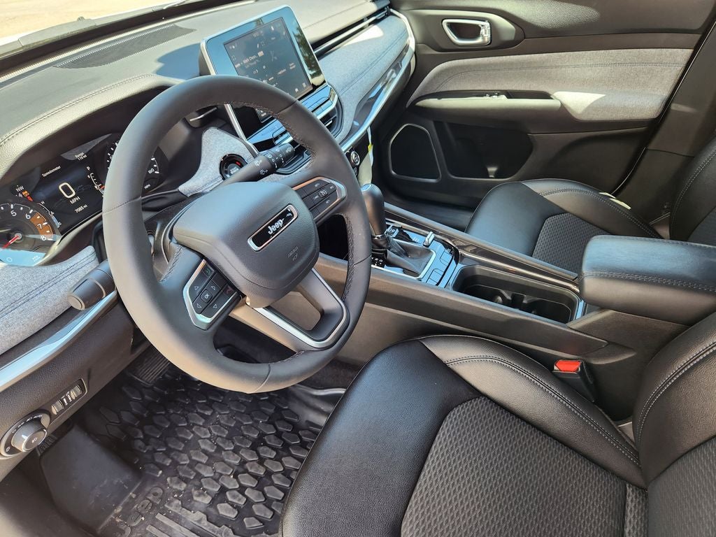 2026 Jeep Compass COMPASS LATITUDE 4X4