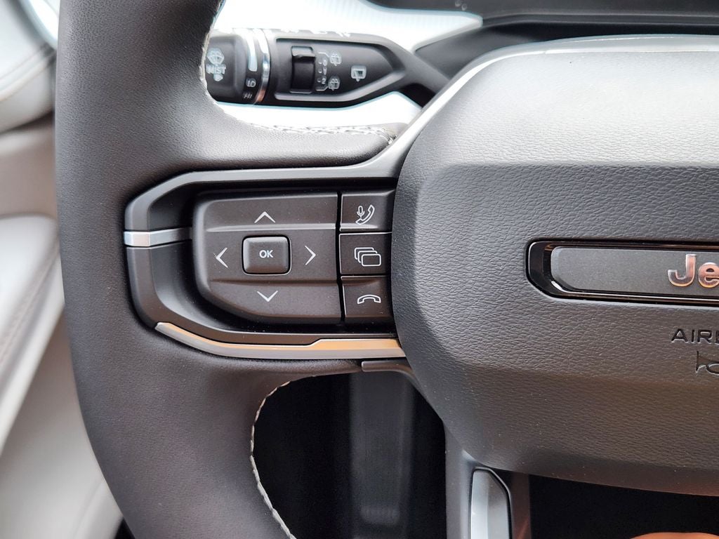 2026 Jeep Cherokee Overland