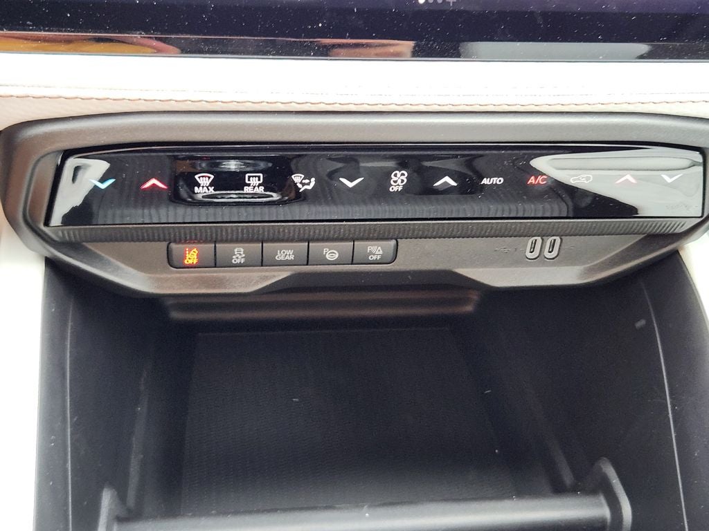 2026 Jeep Cherokee Overland