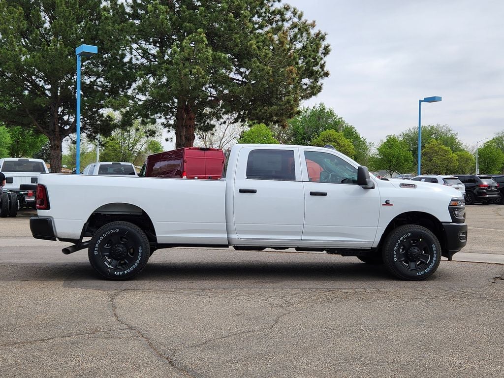 2026 RAM 3500 RAM 3500 TRADESMAN CREW CAB 4X4 8' BOX