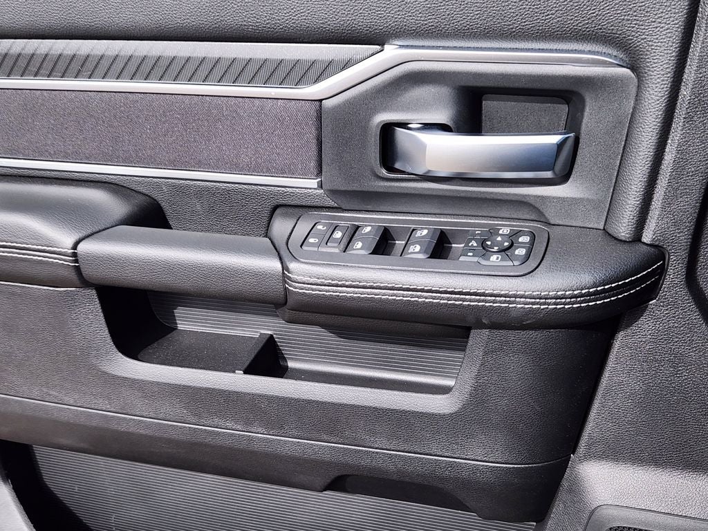 2026 RAM 3500 RAM 3500 BIG HORN CREW CAB 4X4 8' BOX