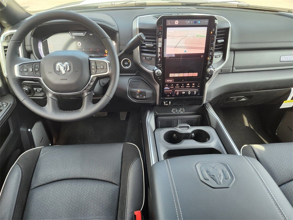 2026 RAM 3500 RAM 3500 LARAMIE CREW CAB 4X4 8' BOX