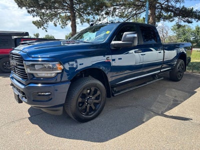 2024 RAM 3500 Laramie Crew Cab 4x4 8' Box
