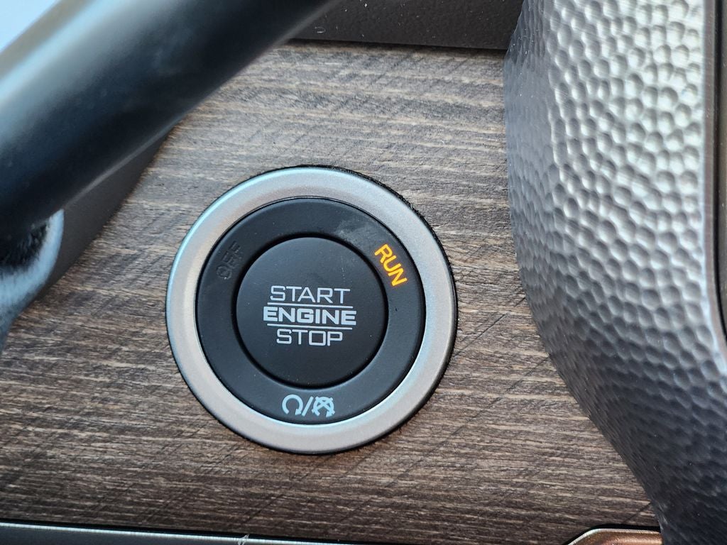 2026 RAM 3500 RAM 3500 LIMITED LONGHORN MEGA CAB 4X4 6'4' BOX