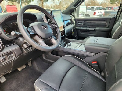 2026 RAM 3500 RAM 3500 LIMITED CREW CAB 4X4 8' BOX