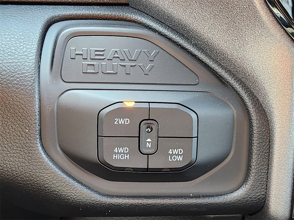 2025 RAM 2500 RAM 2500 TRADESMAN CREW CAB 4X4 6'4' BOX