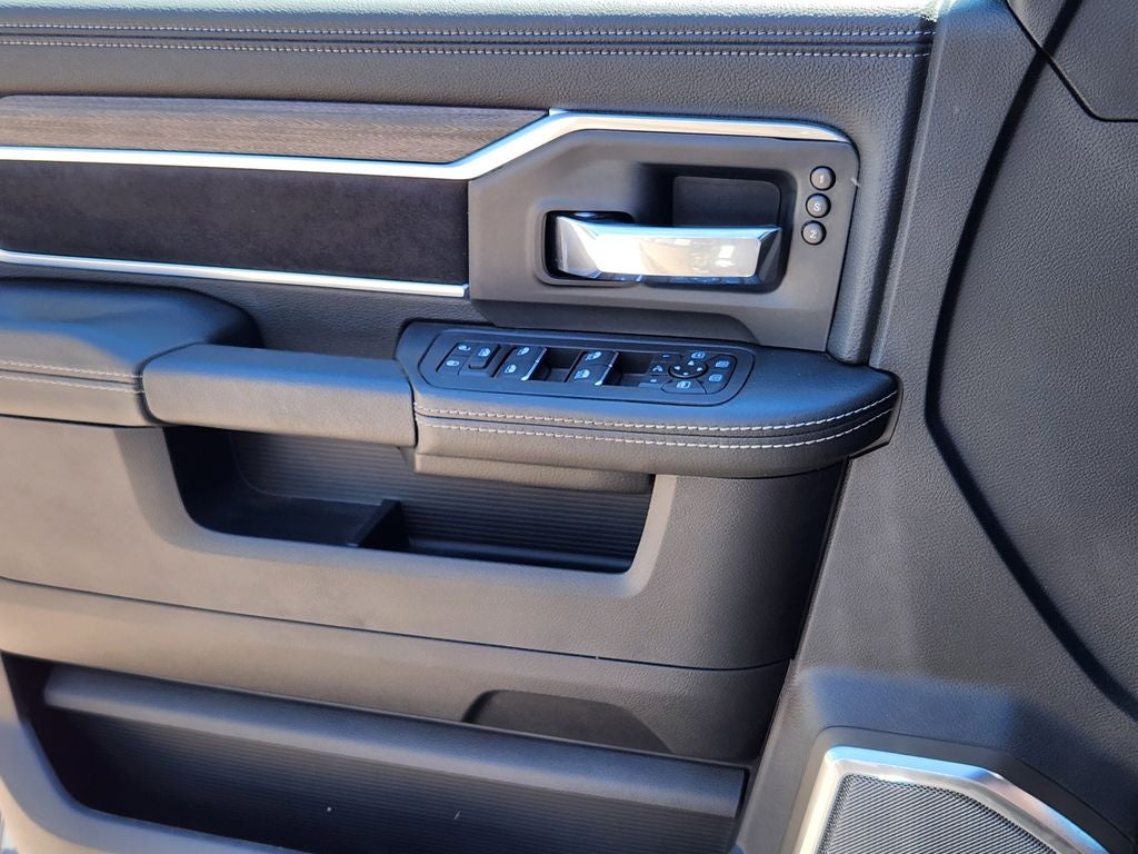 2025 RAM 2500 RAM 2500 LARAMIE CREW CAB 4X4 6'4' BOX