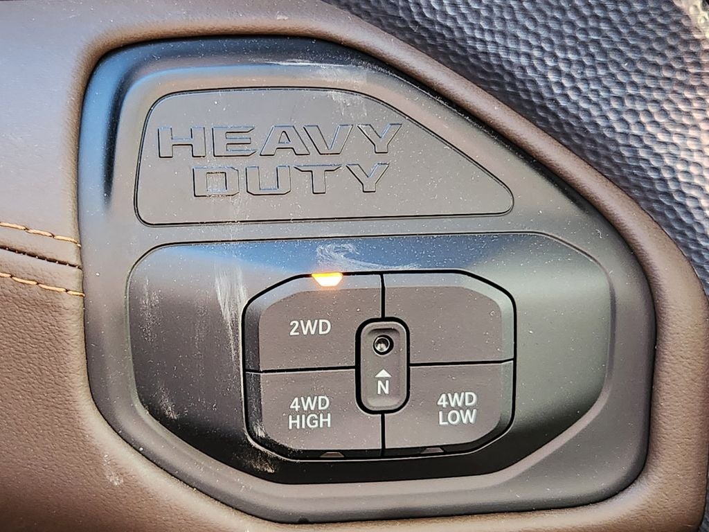 2026 RAM 2500 RAM 2500 LIMITED LONGHORN CREW CAB 4X4 6'4' BOX