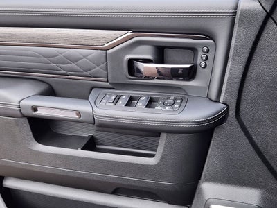 2026 RAM 2500 RAM 2500 LIMITED MEGA CAB 4X4 6'4' BOX