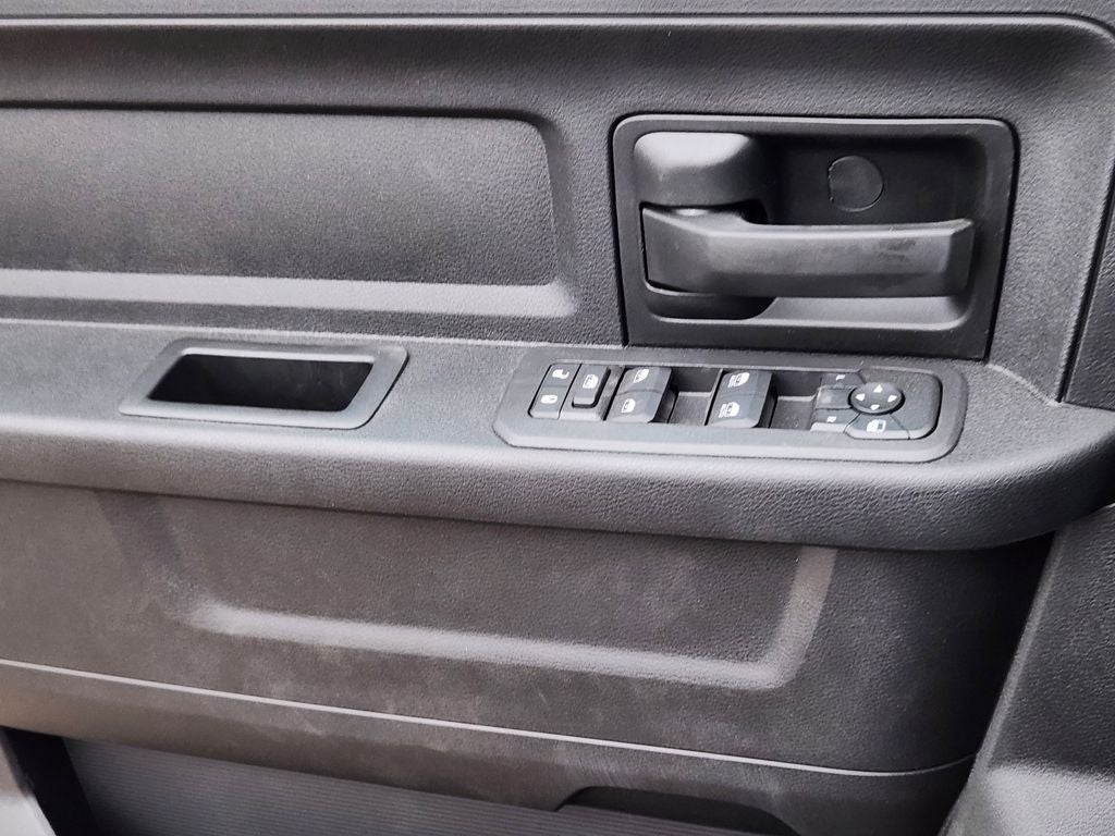 2026 RAM 3500 RAM 3500 TRADESMAN CREW CAB 4X4 8' BOX