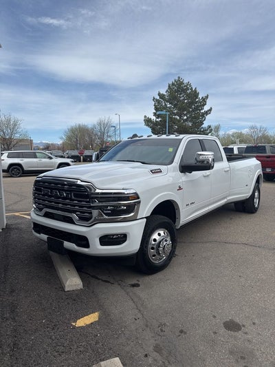 2025 RAM 3500 Limited Longhorn Crew Cab 4x4 8' Box