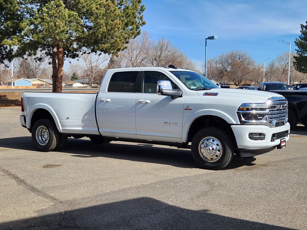 2026 RAM 3500 RAM 3500 LIMITED LONGHORN CREW CAB 4X4 8' BOX