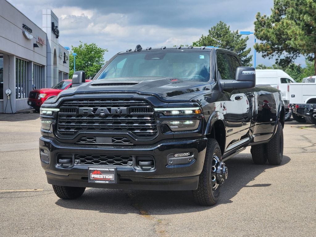 2026 RAM 3500 RAM 3500 LIMITED CREW CAB 4X4 8' BOX