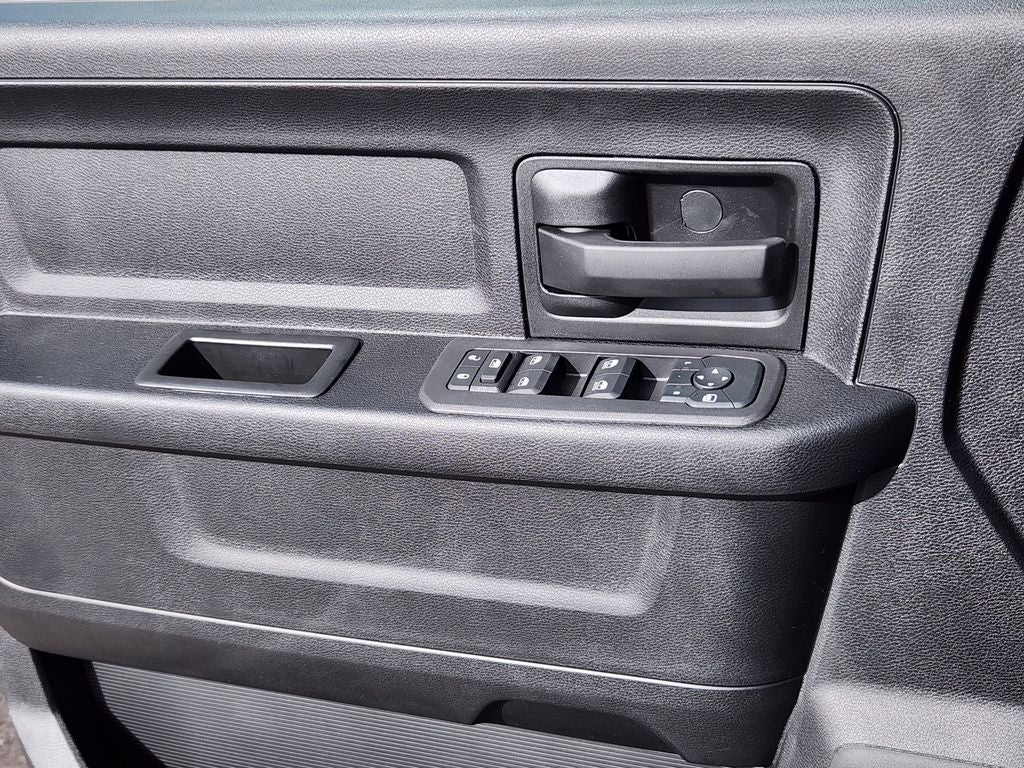 2026 RAM 2500 RAM 2500 TRADESMAN CREW CAB 4X4 6'4' BOX