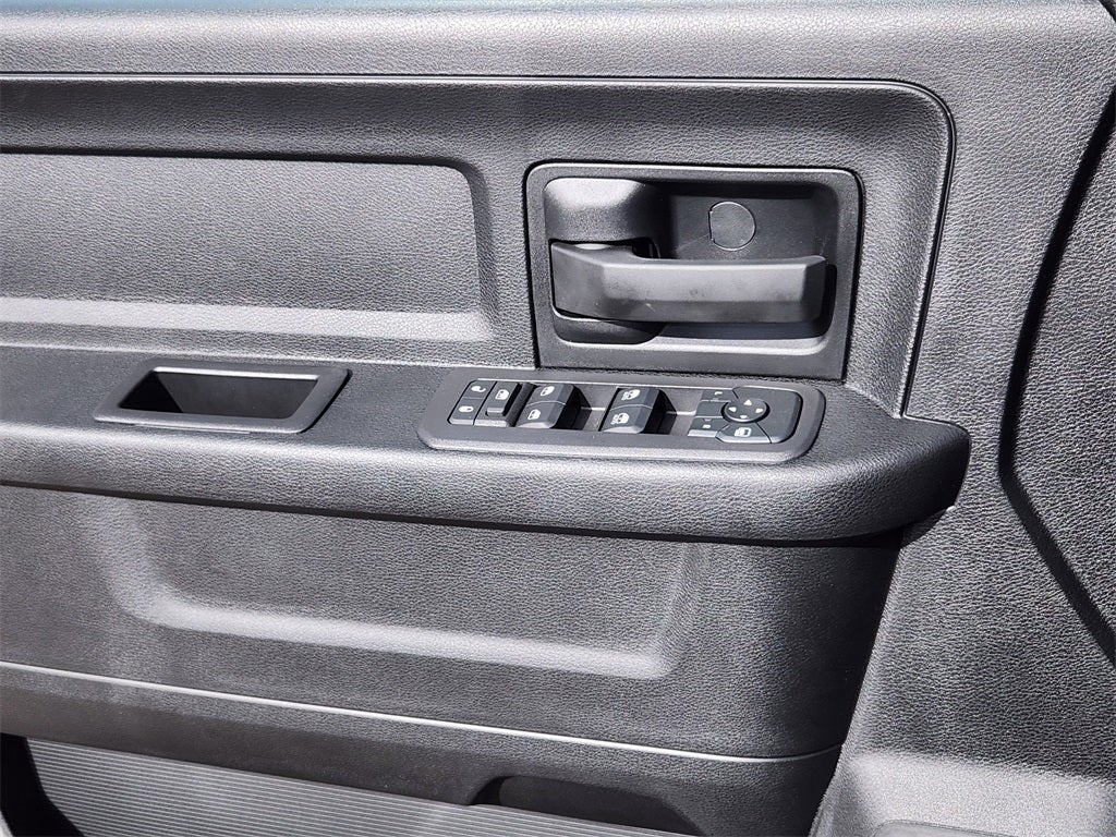 2026 RAM 2500 RAM 2500 TRADESMAN CREW CAB 4X4 6'4' BOX