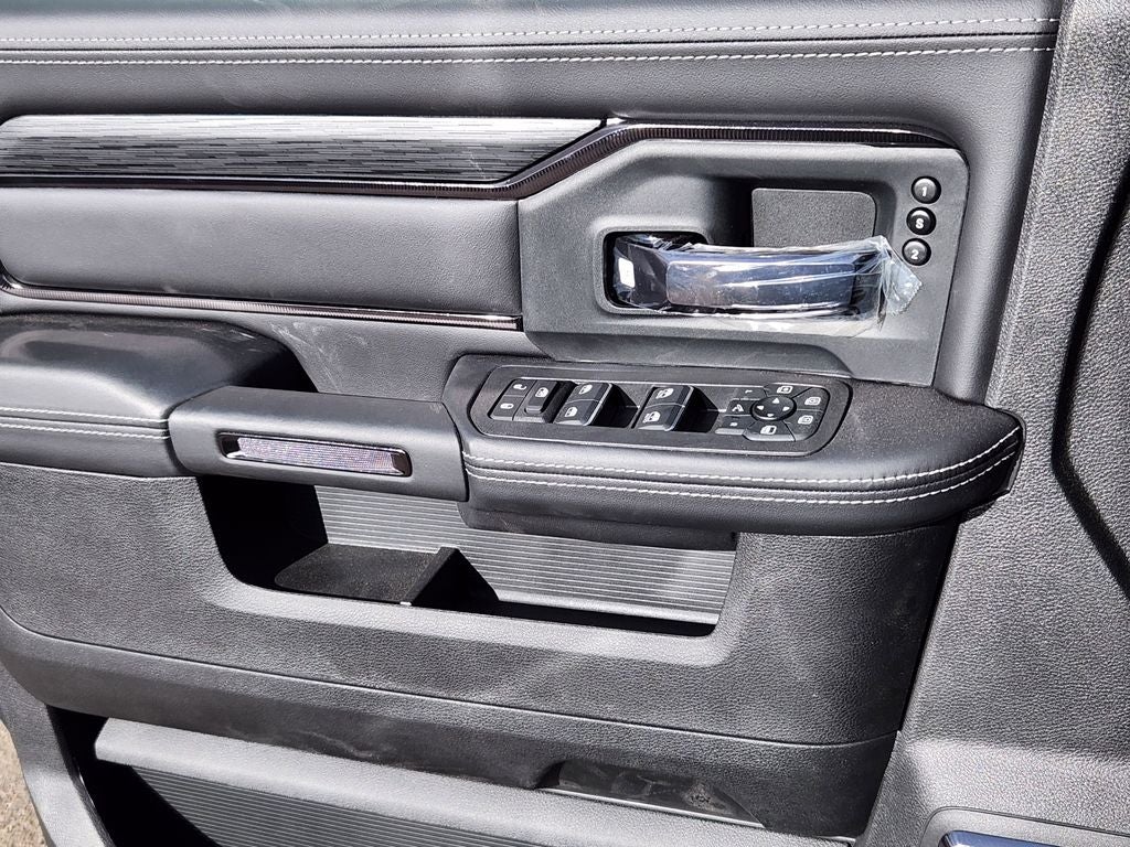 2026 RAM 2500 RAM 2500 REBEL CREW CAB 4X4 6'4' BOX