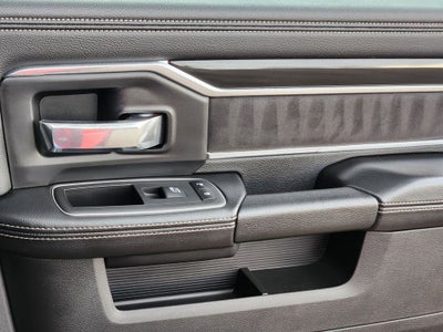 2022 RAM 2500 Laramie Crew Cab 4x4 6'4' Box