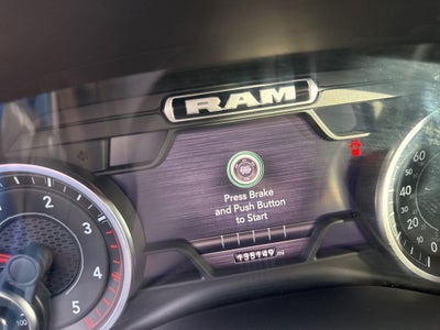 2022 RAM 2500 Laramie Crew Cab 4x4 6'4' Box
