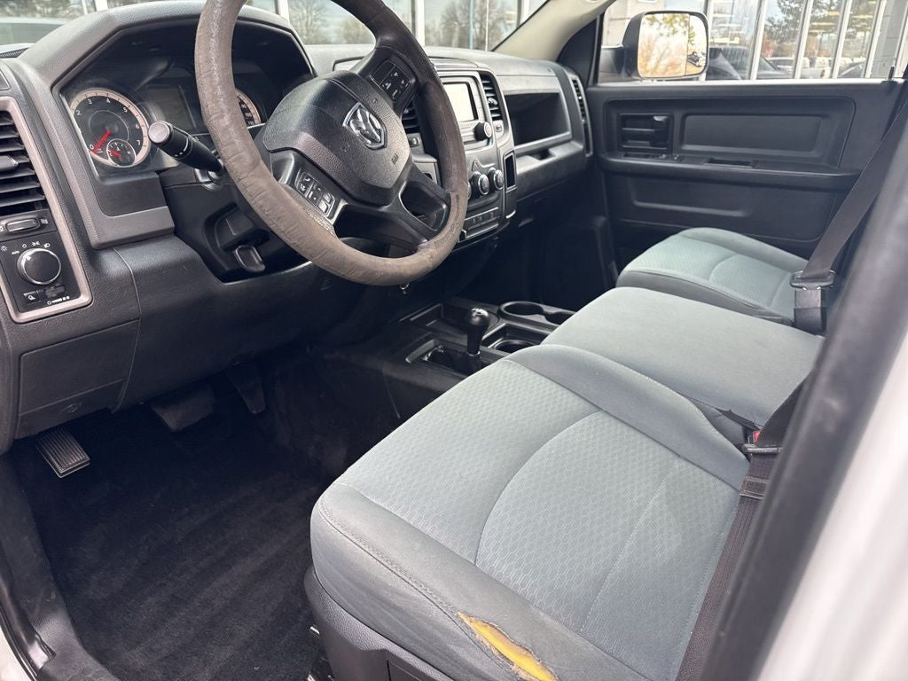 2017 RAM 2500 Tradesman Crew Cab 4x4 8' Box