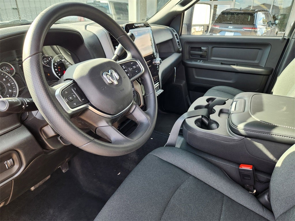 2026 RAM 2500 RAM 2500 TRADESMAN CREW CAB 4X4 8' BOX