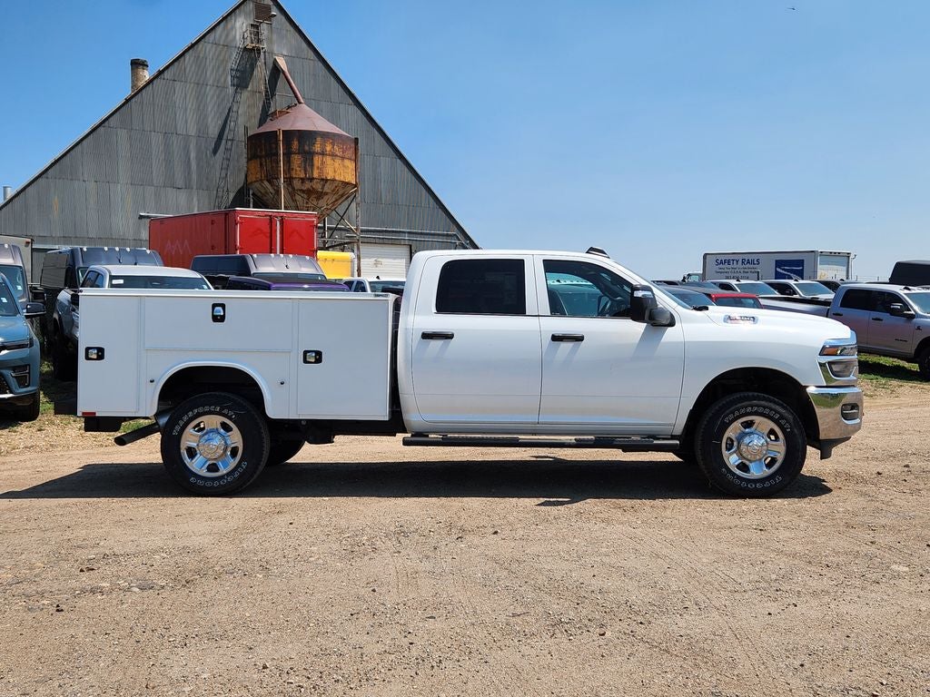 2026 RAM 2500 RAM 2500 TRADESMAN CREW CAB 4X4 8' BOX