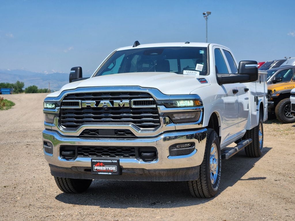 2026 RAM 2500 RAM 2500 TRADESMAN CREW CAB 4X4 8' BOX