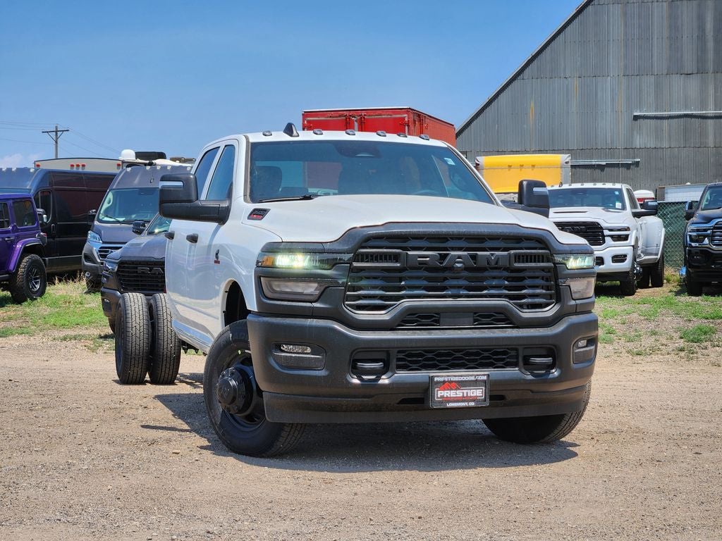 2026 RAM 3500 Chassis Cab RAM 3500 TRADESMAN CREW CAB CHASSIS 4X4 60' CA