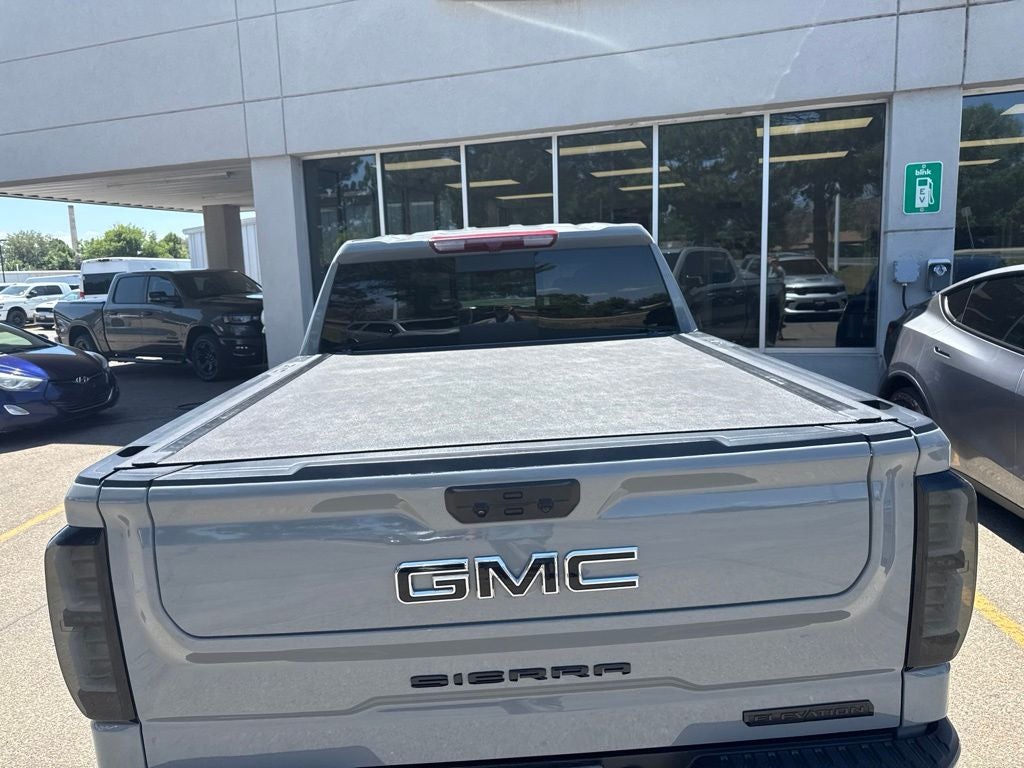 2024 GMC Sierra 1500 4WD Crew Cab Short Box Elevation with 3SB