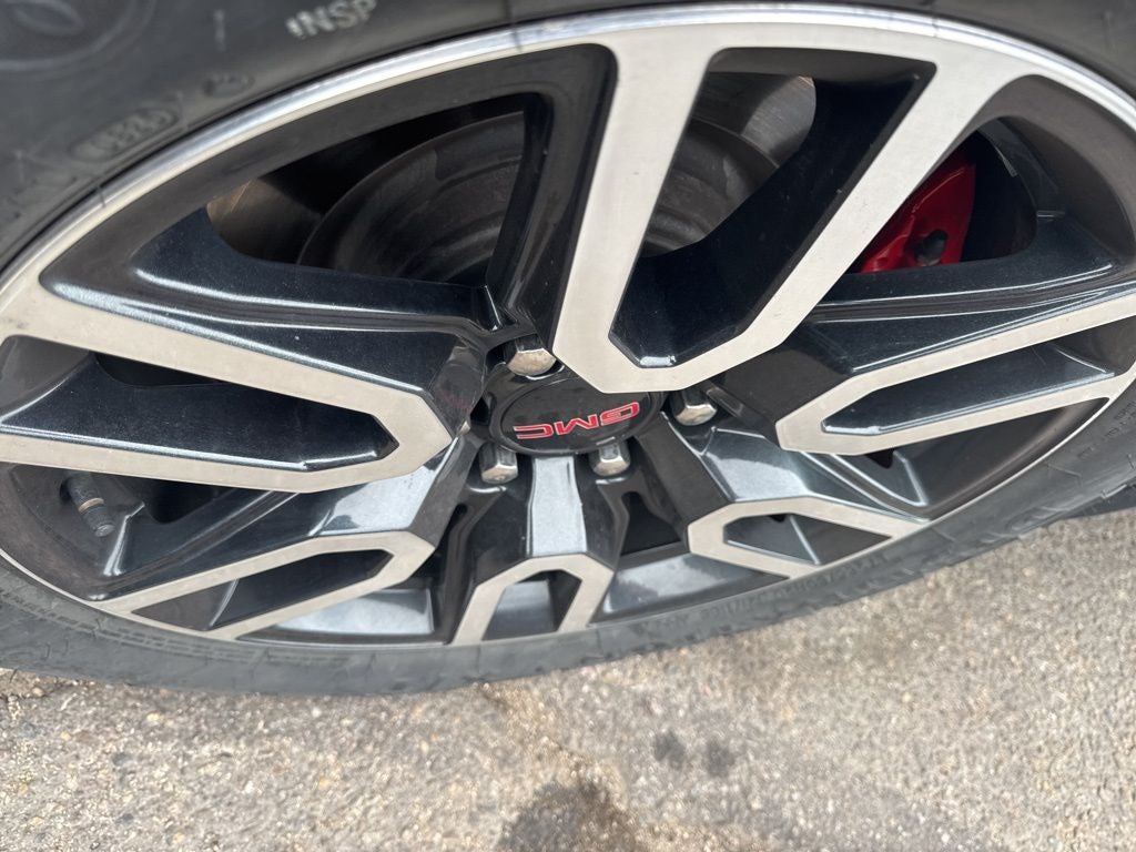 2022 GMC Sierra 1500 4WD Crew Cab Short Box AT4