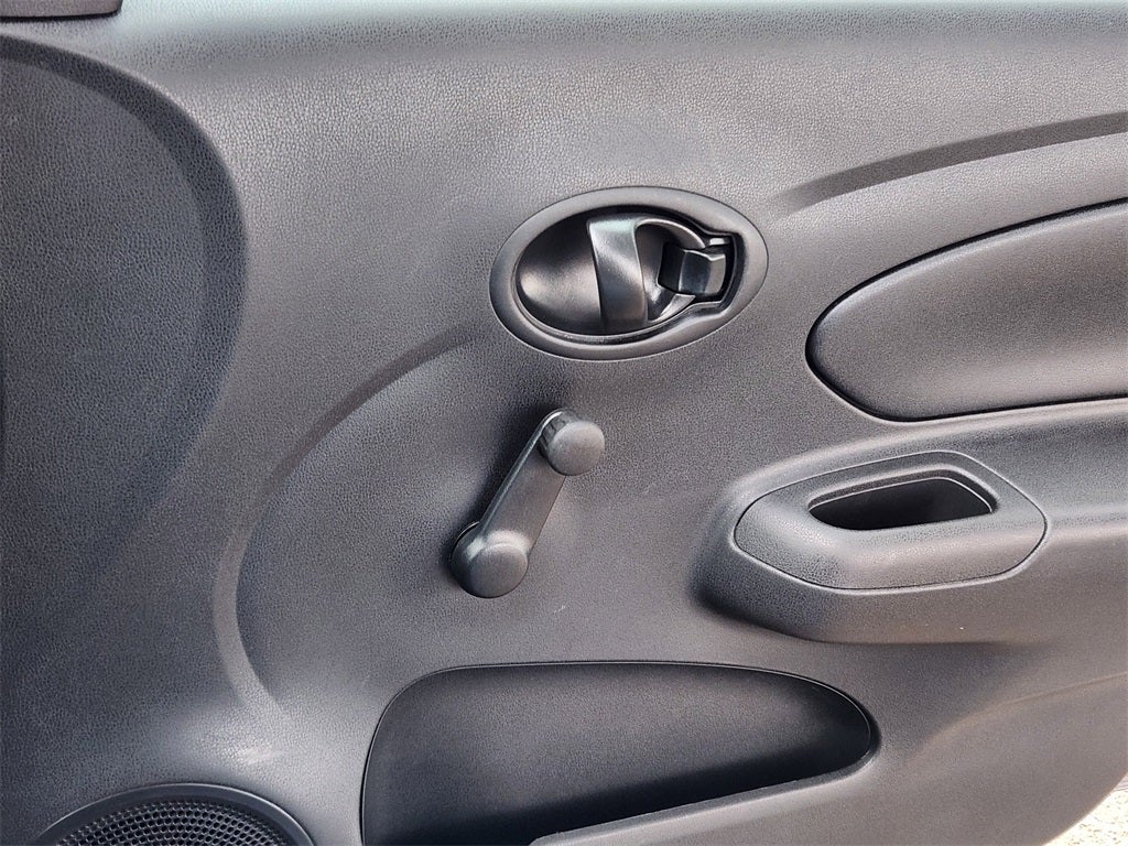 2019 Nissan Versa 1.6 S+