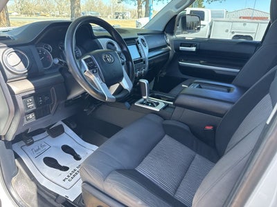 2014 Toyota Tundra SR5