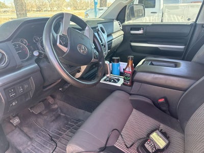 2014 Toyota Tundra SR5