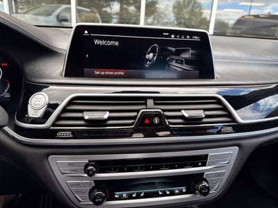 2022 BMW 7 Series 750i xDrive