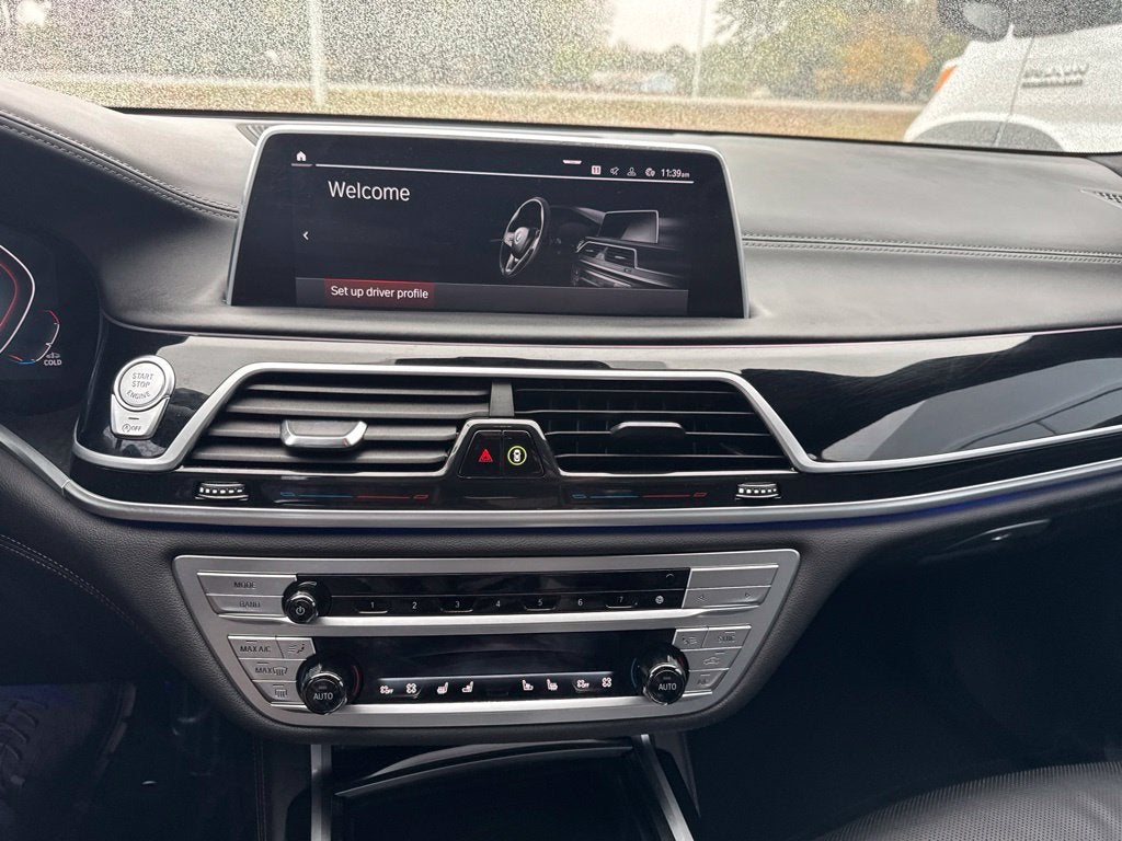 2022 BMW 7 Series 750i xDrive