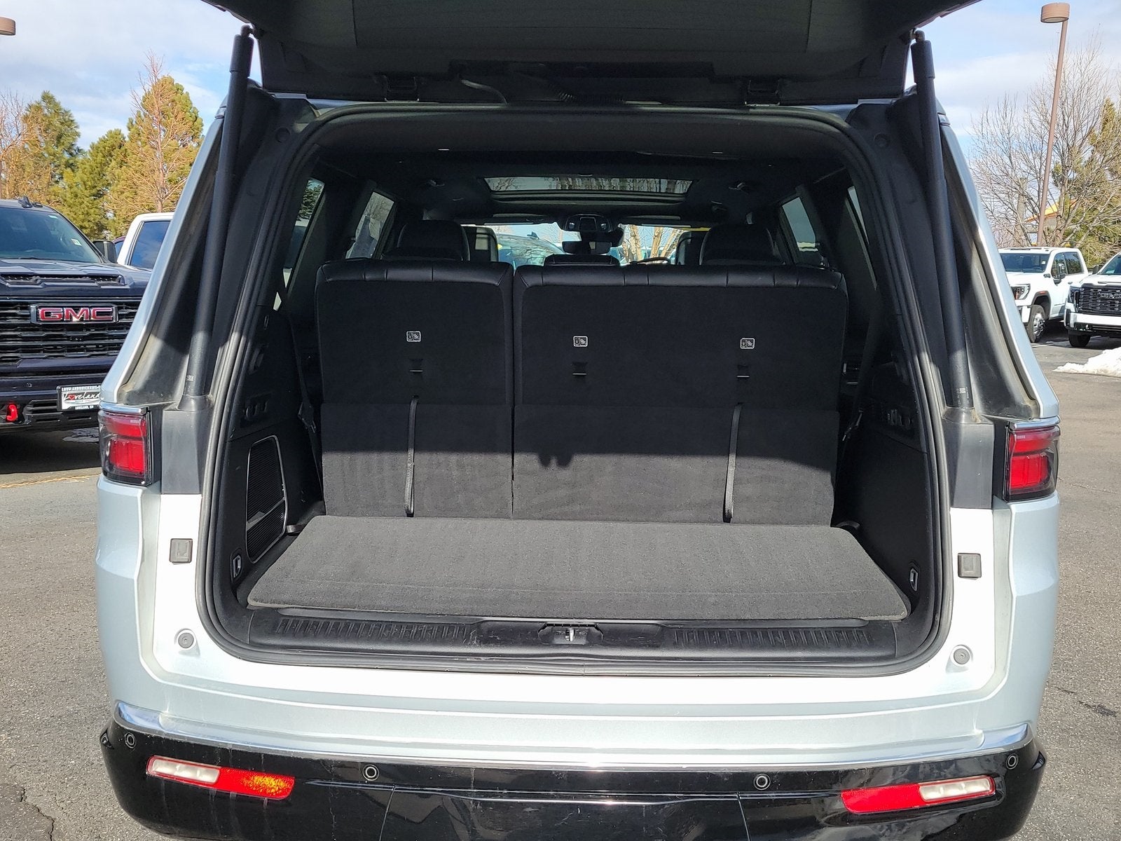 2022 Jeep Wagoneer Series II