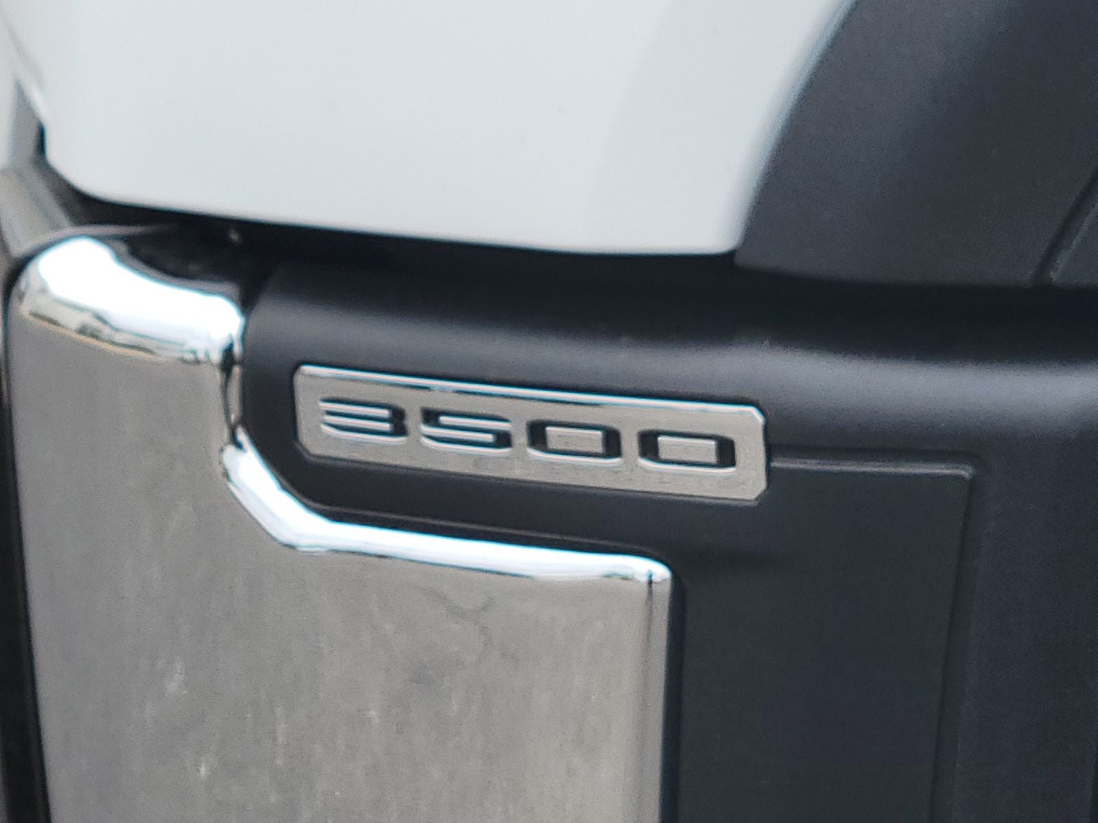 2026 GMC Sierra 3500HD Pro