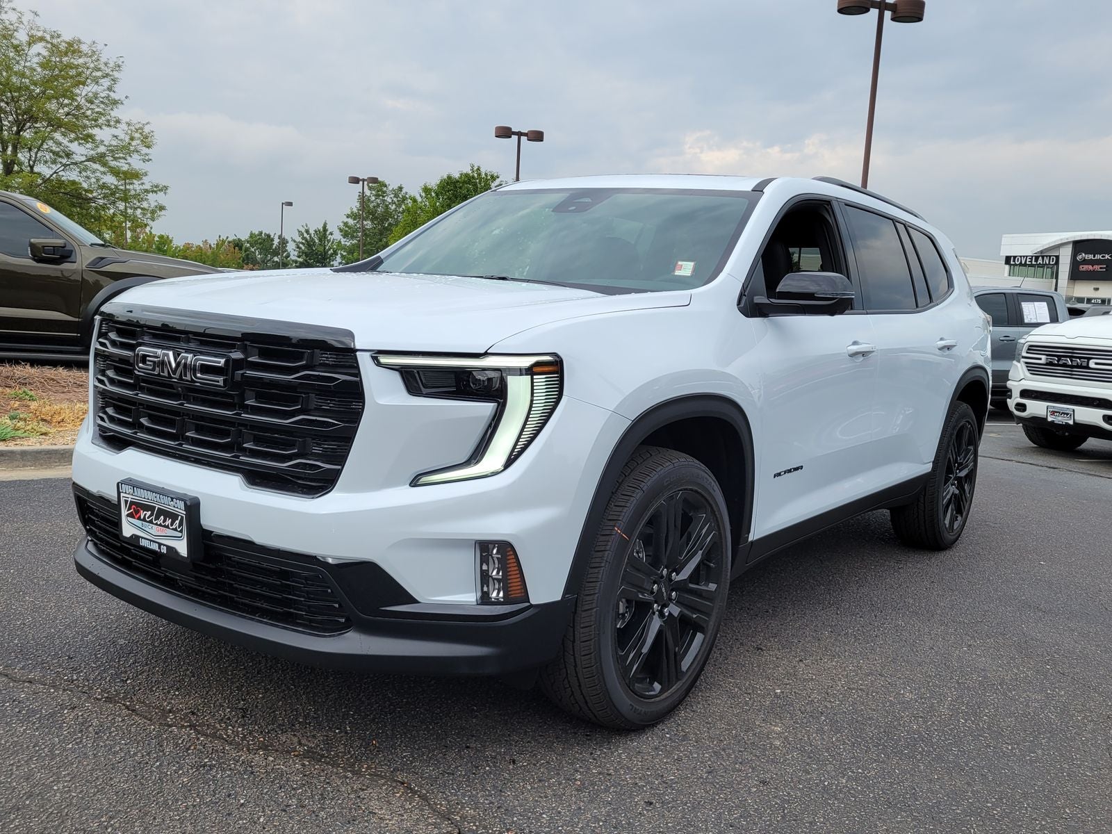 2027 GMC Acadia Elevation