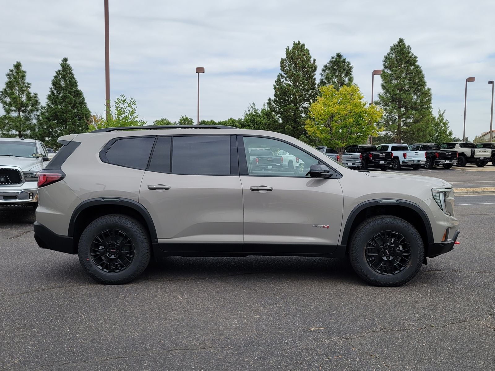 2027 GMC Acadia AT4