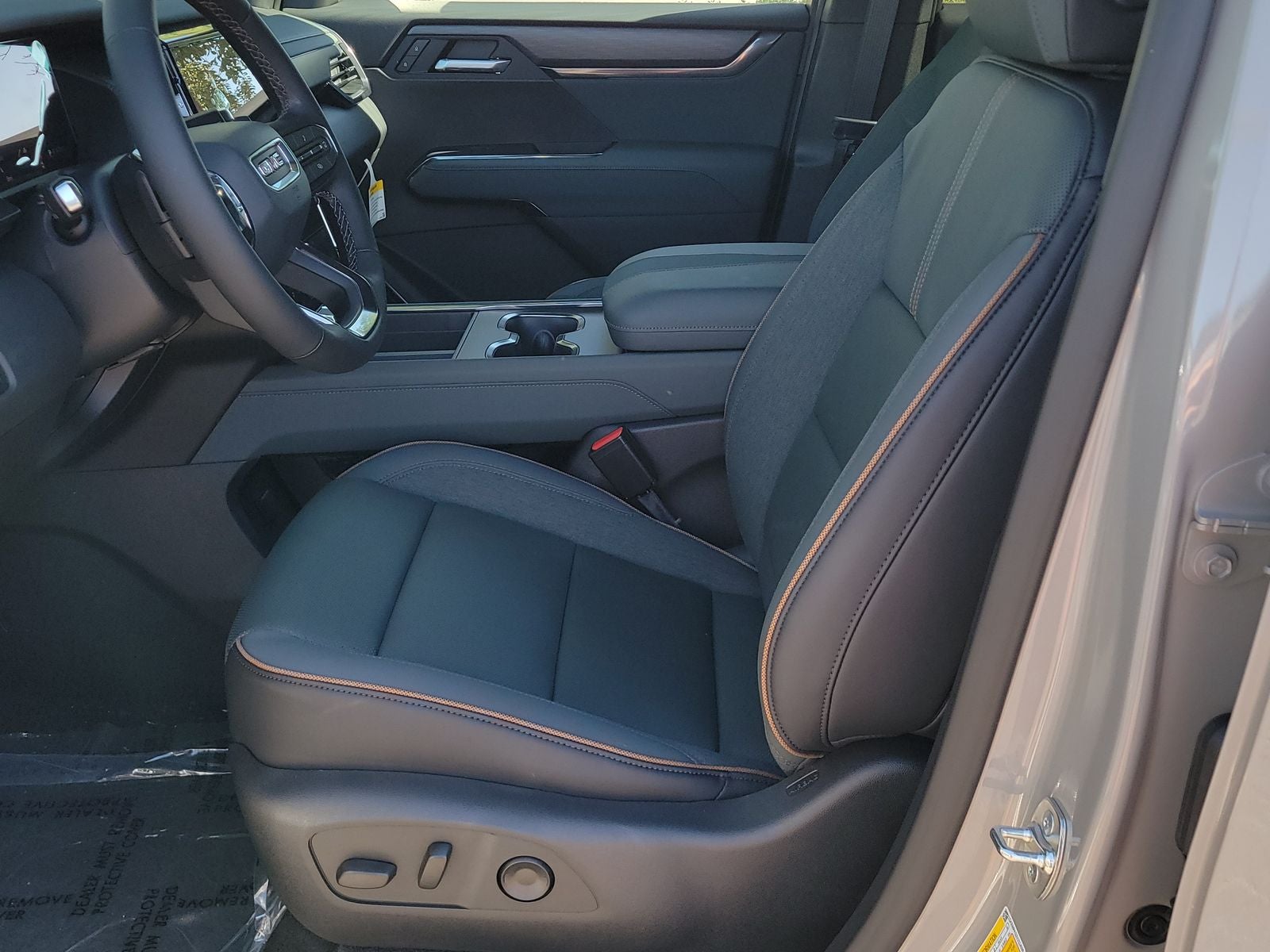 2027 GMC Acadia AT4