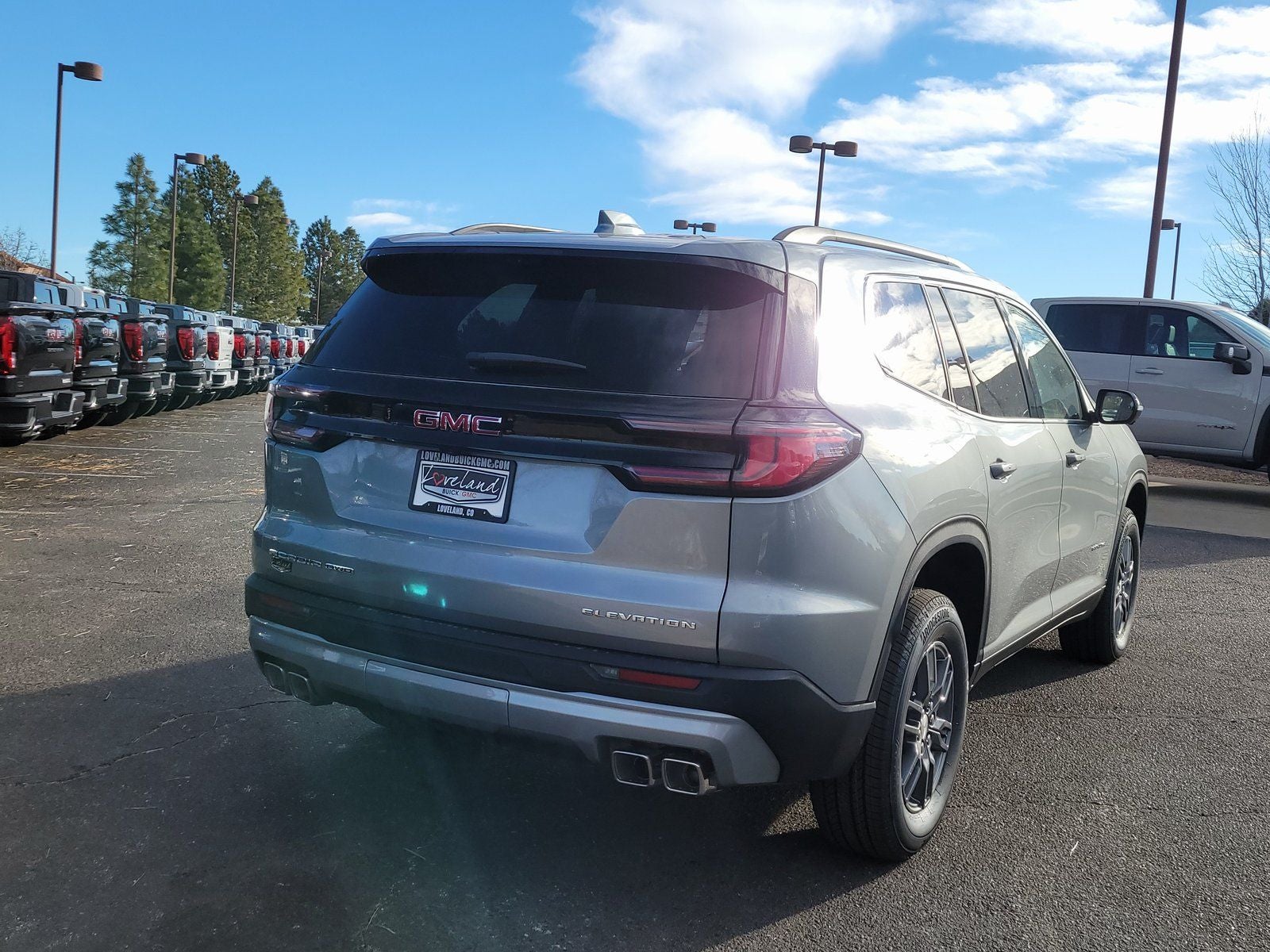 2026 GMC Acadia Elevation