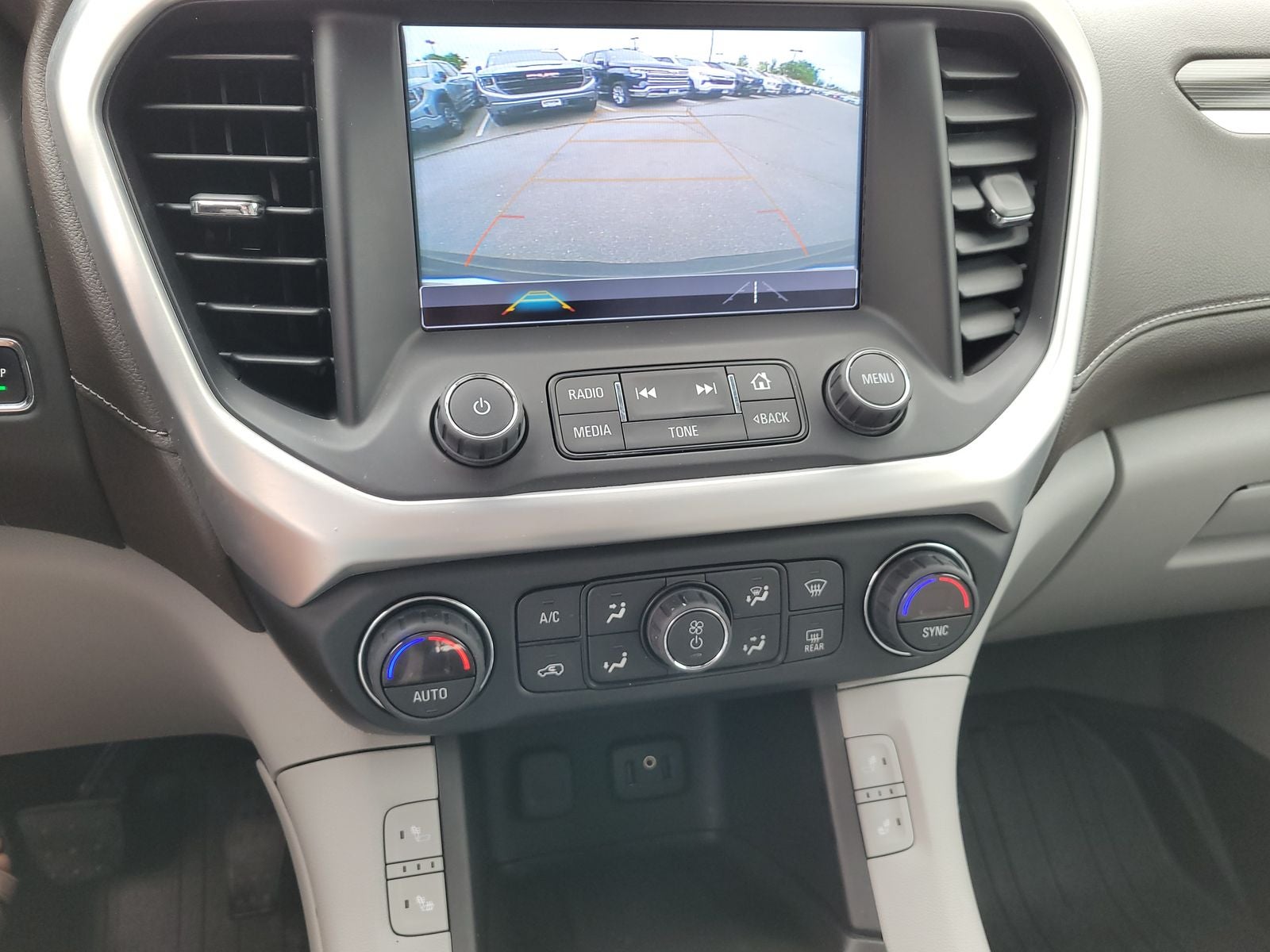 2018 GMC Acadia SLT-1