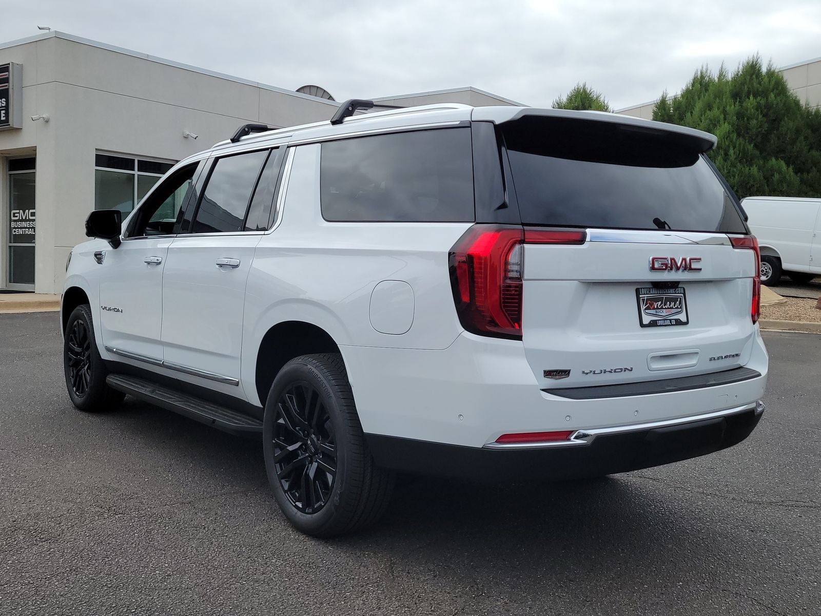 2026 GMC Yukon XL Elevation