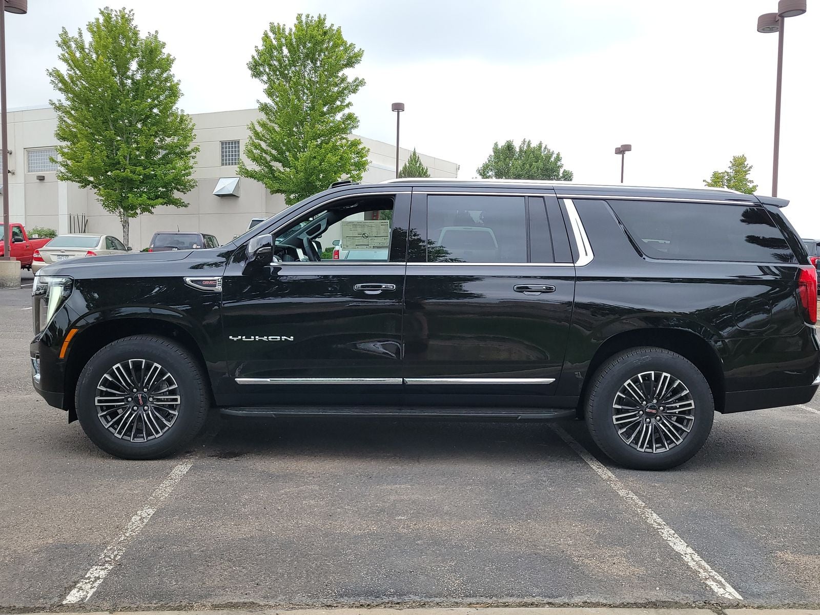 2026 GMC Yukon XL Elevation