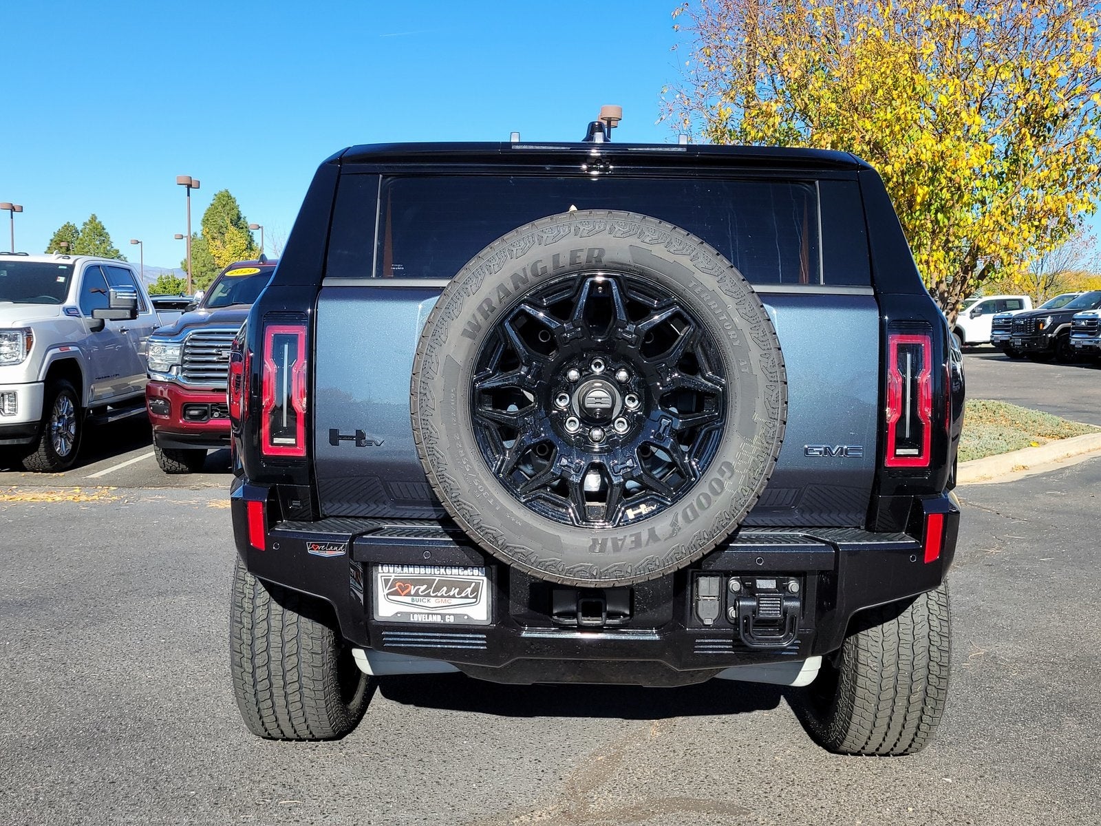 2026 GMC Hummer EV SUV 2X
